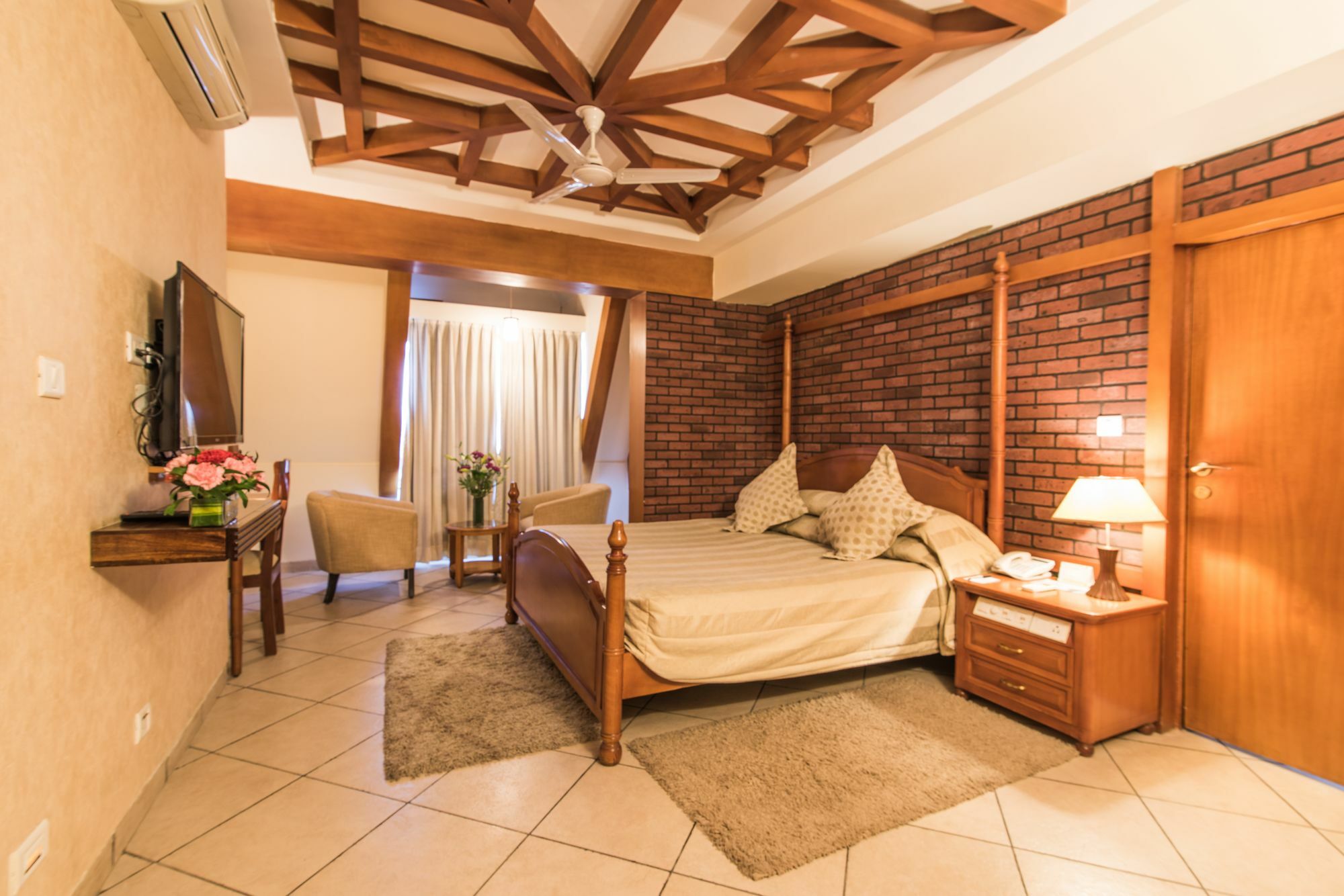 Sai Vishram Business Hotel Kammasandra Dış mekan fotoğraf